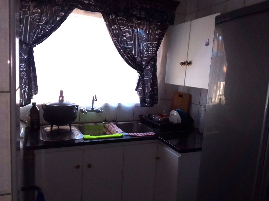 3 Bedroom Property for Sale in Geelhoutpark North West